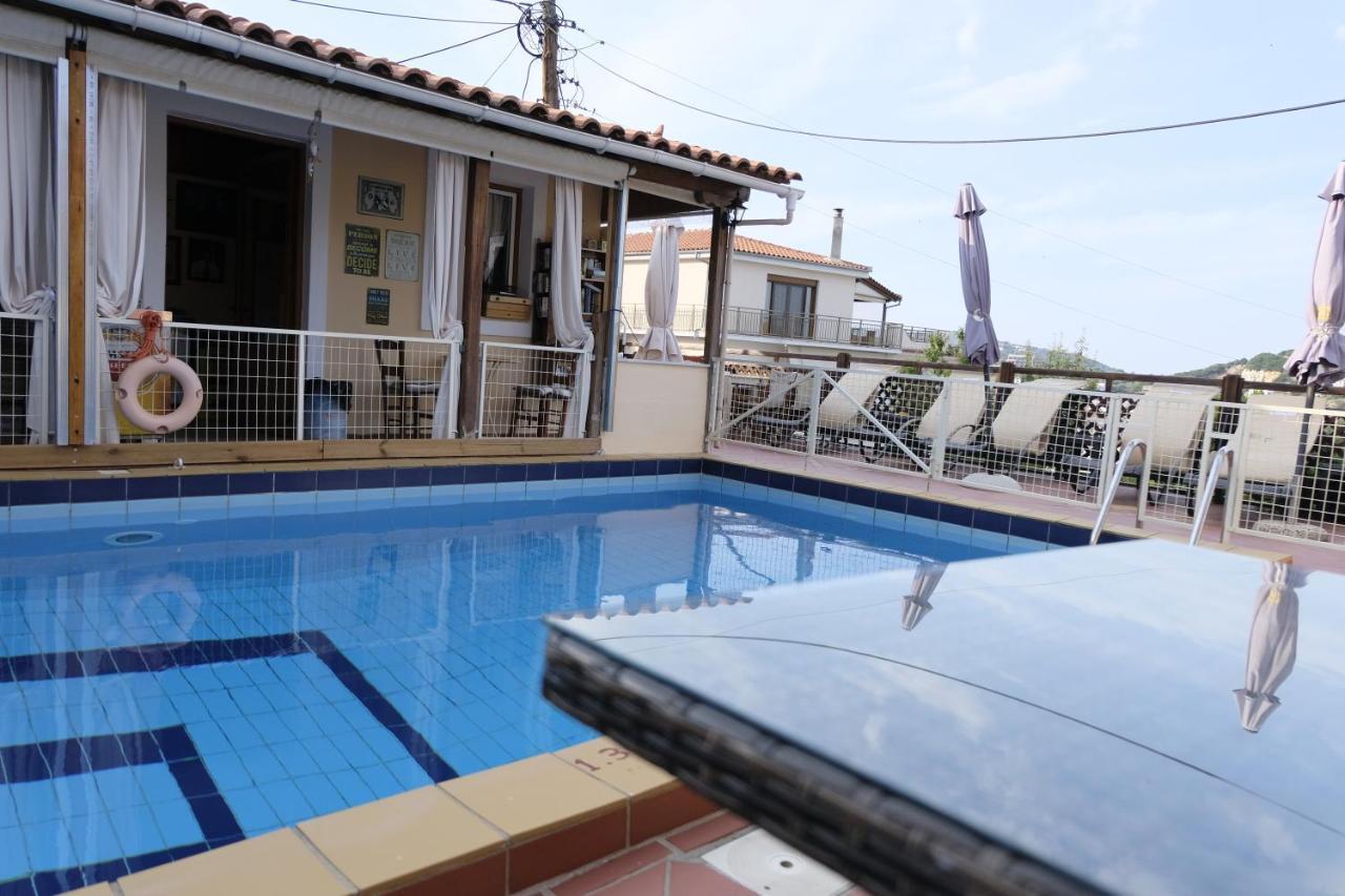 Taxiarchis Apartments Скіатос Екстер'єр фото