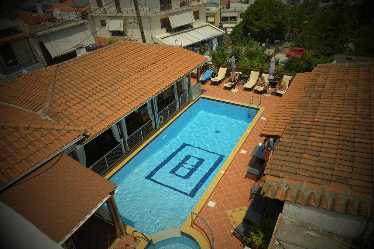 Taxiarchis Apartments Скіатос Екстер'єр фото