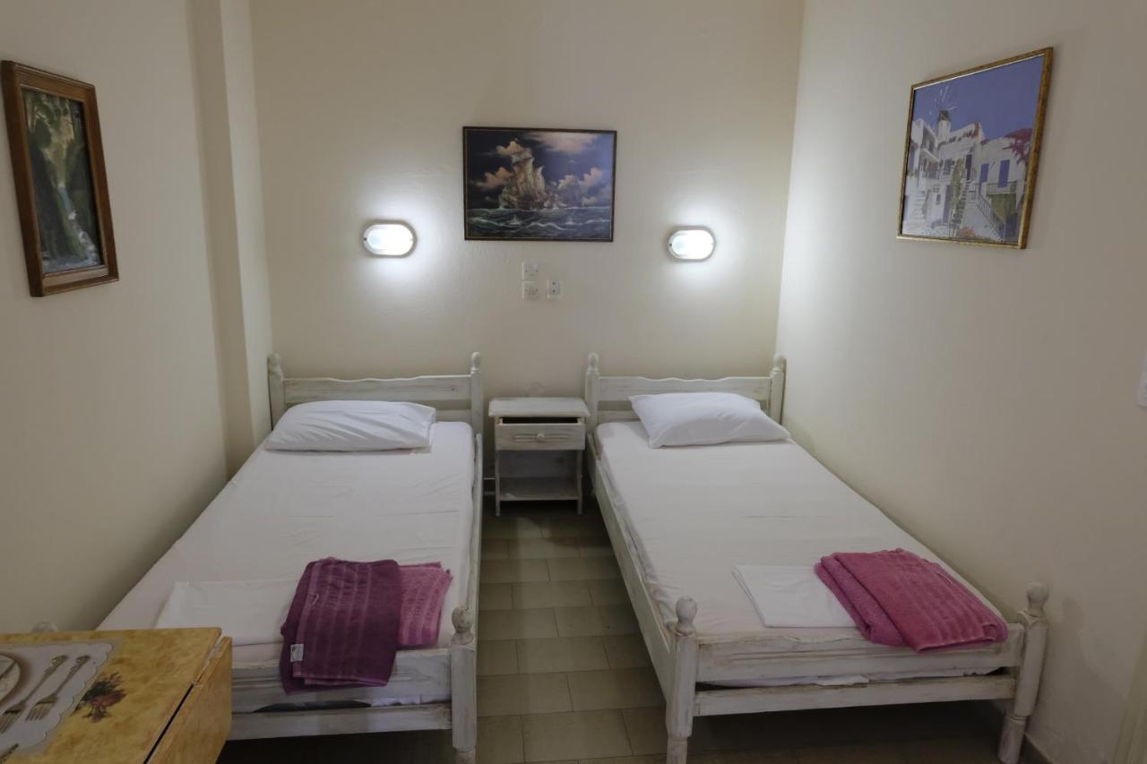 Taxiarchis Apartments Скіатос Екстер'єр фото