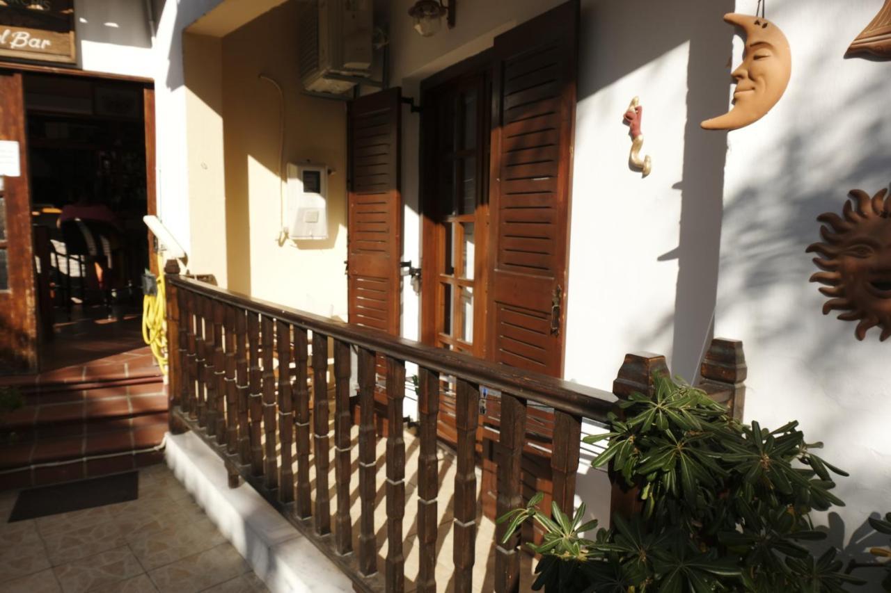 Taxiarchis Apartments Скіатос Номер фото