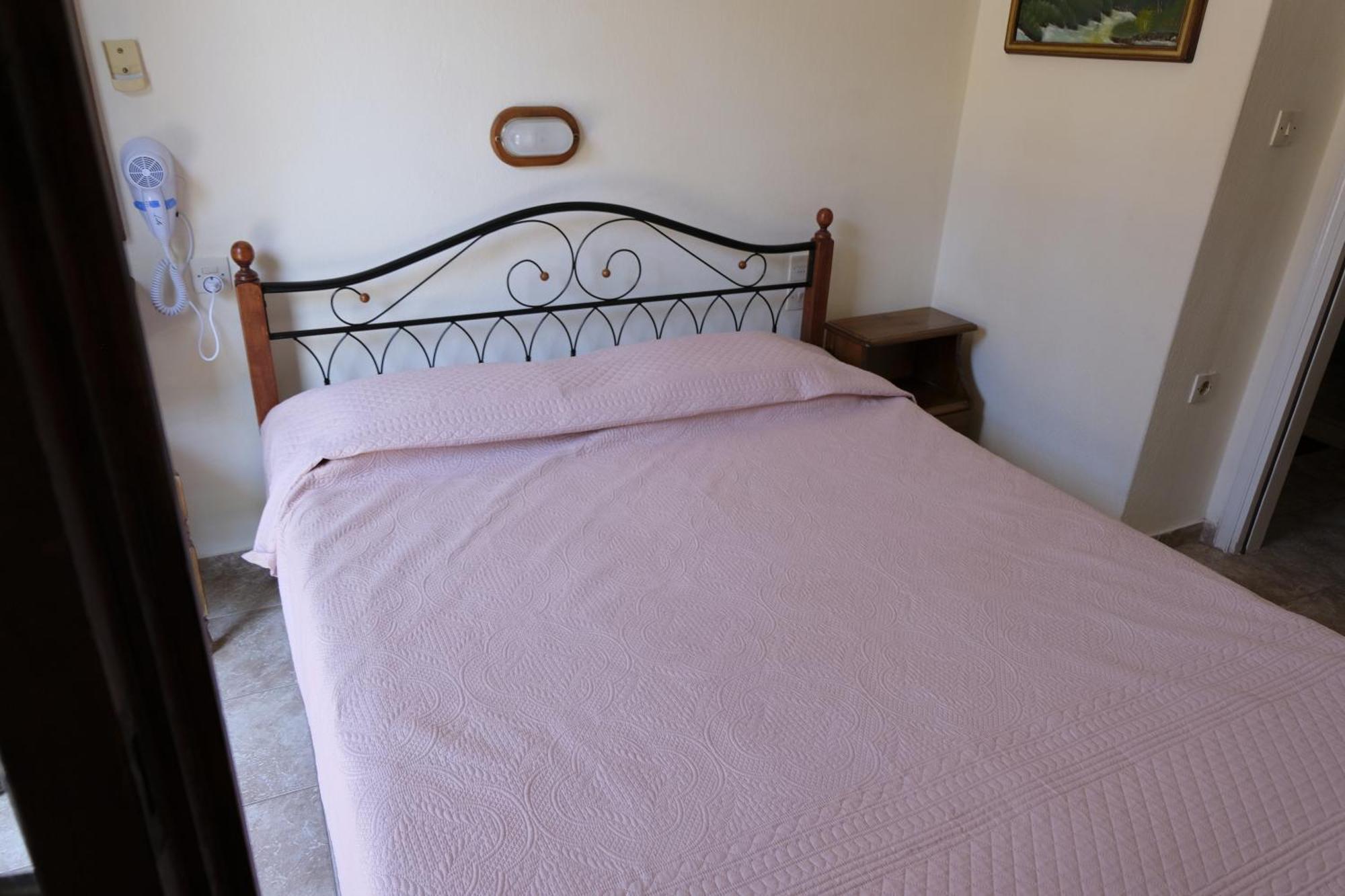 Taxiarchis Apartments Скіатос Номер фото