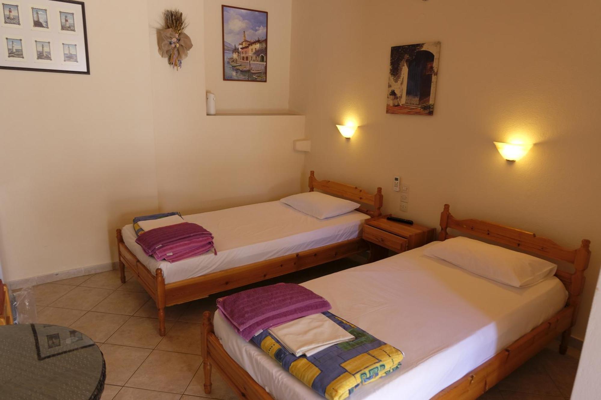 Taxiarchis Apartments Скіатос Номер фото